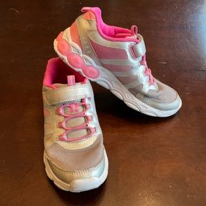 Girls stride rite shoes